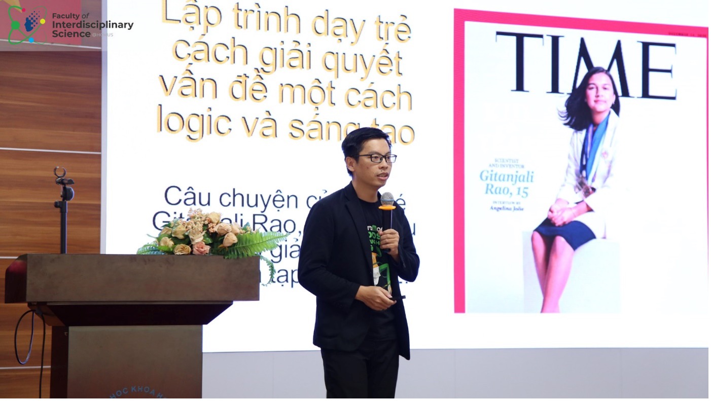 Dr. Nguyễn Hà Hùng Chương – Director of Programming and Digital skills programs at Marathon Education company presented topic ‘Advantages and obstacles in online teaching’