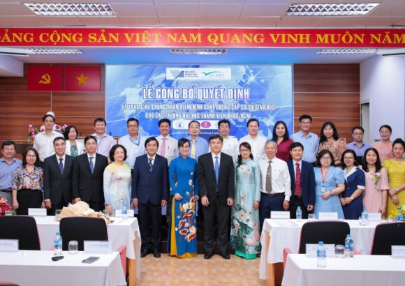 VIET NAM NATIONAL UNIVERSITY HO CHI MINH CITY – UNIVERSITY OF SCIENCE RECEIVED CERTIFICATE OF EDUCATIONAL QUALITY ASSESSMENT