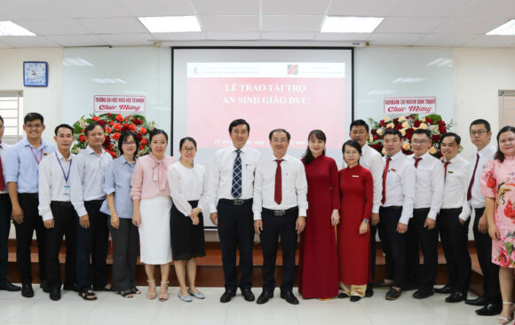 AWARDS CEREMONY FOR THE ‘AGRIBANK ACCOMPANIES NEW STUDENTS IN 2022’ PROGRAMME AND THE ‘EDUCATION SECURITY ALLOWANCE’ PROGRAMME