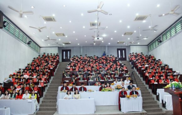 53 DOCTORS AND 498 MASTERS GRADUATED IN 2021 AND 2022