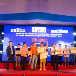 FACULTY OF INFORMATION TECHNOLOGY AT VNUHCM-US MADE ITS MARK AT THE VIETNAM STUDENT OLYMPIAD IN IT 2023, PROCON VIET NAM AND THE ICPC 2023 ASIA HUE CITY CONTEST