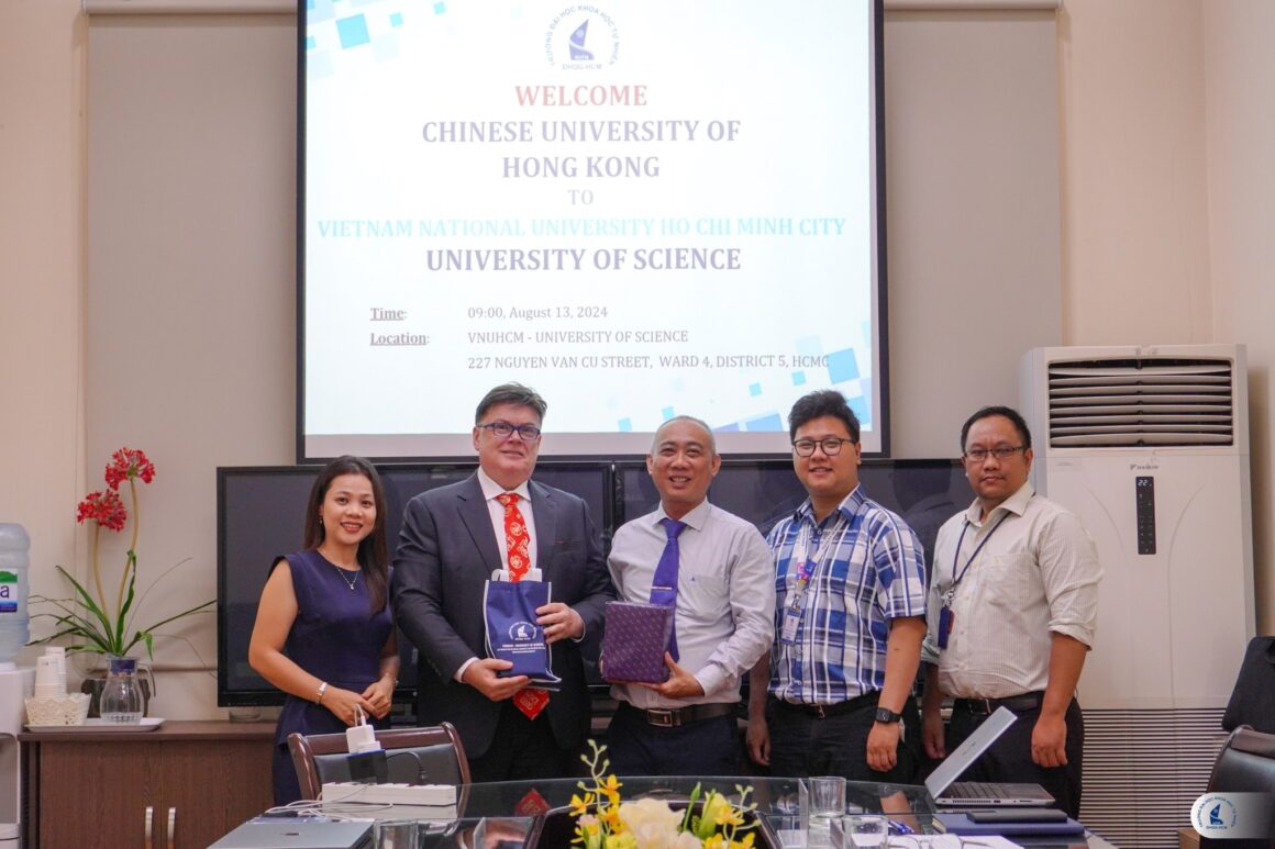 VNUHCM-UNIVERSITY OF SCIENCE WELCOMES DELEGATION FROM THE CHINESE UNIVERSITY OF HONG KONG