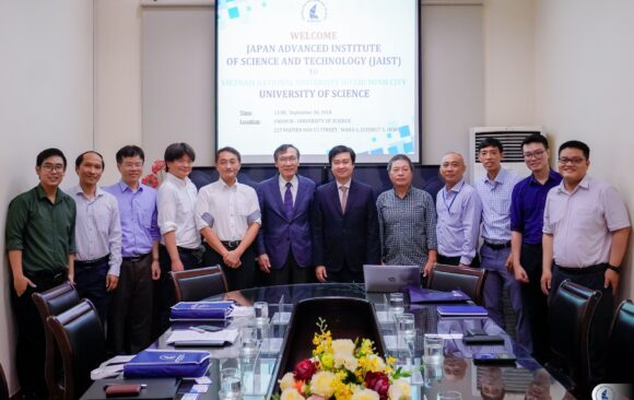 THE GLORIOUS SUCCESS OF THE JAIST’S ALUMNI MEETING IN VIET NAM