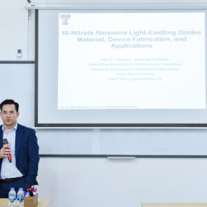 VIETNAMESE SCIENTIST FROM THE UNITED STATES INTRODUCES NEXT-GENERATION LED TECHNOLOGY TO STUDENTS