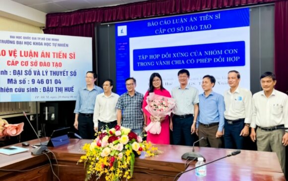 [DOCTORAL THESIS DEFENCE] RESEARCHER ĐẬU THỊ HUẾ SUCCESSFULLY DEFENDS DOCTORAL THESIS IN ALGEBRA AND NUMBER THEORY