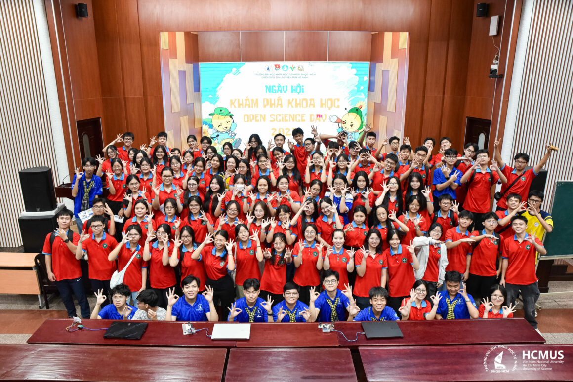 OPEN SCIENCE DAY 2025: INSPIRING THE PASSION FOR SCIENCE IN MORE THAN 250 HIGH SCHOOL STUDENTS