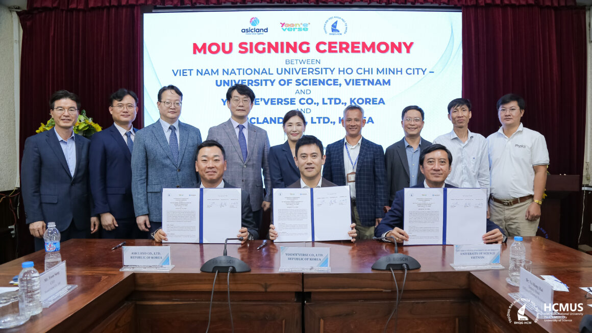 VNUHCM-UNIVERSITY OF SCIENCE SIGNS AGREEMENT WITH KOREAN FIRMS IN SEMICONDUCTORS AND AI