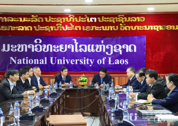STRENGTHENING INTERNATIONAL COOPERATION BETWEEN VNUHCM-UNIVERSITY OF SCIENCE AND THE NATIONAL UNIVERSITY OF LAOS