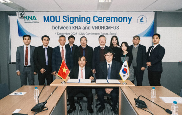 KNA (6) HCMUS DELEGATION VISITS KEY NUCLEAR FACILITIES AND FORMALISES COOPERATION WITH THE KOREA NUCLEAR ASSOCIATION