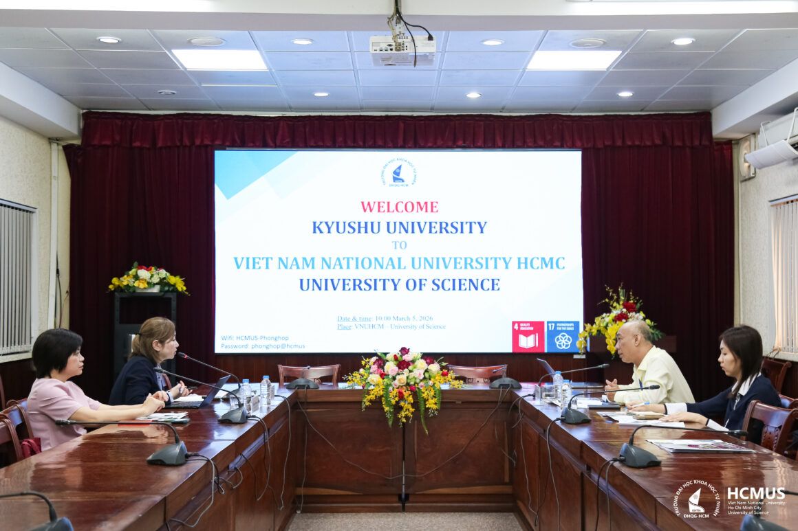 HCMUS WELCOMES DELEGATION FROM KYUSHU UNIVERSITY (JAPAN)
