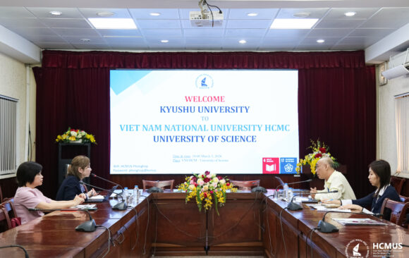 HCMUS WELCOMES DELEGATION FROM KYUSHU UNIVERSITY (JAPAN)
