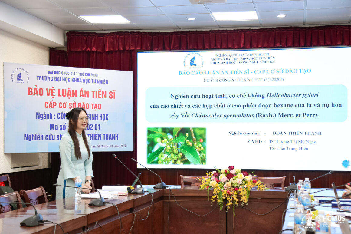 DOCTORAL THESIS DEFENCE] RESEARCHER ĐOÀN THIÊN THANH SUCCESSFULLY DEFENDS DOCTORAL THESIS ON ANTI-HELICOBACTER PYLORI ACTIVITY FROM CLEISTOCALYX OPERCULATUS