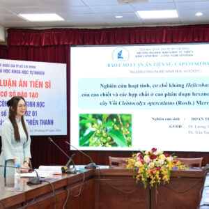 DOCTORAL THESIS DEFENCE] RESEARCHER ĐOÀN THIÊN THANH SUCCESSFULLY DEFENDS DOCTORAL THESIS ON ANTI-HELICOBACTER PYLORI ACTIVITY FROM CLEISTOCALYX OPERCULATUS