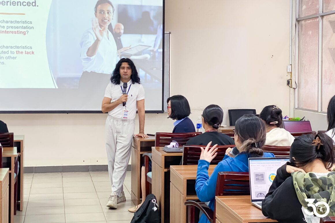 SEMINAR “COMMUNICATING WITH CONFIDENCE ON THE GLOBALISED CAMPUS”: ENHANCING ACADEMIC COMMUNICATION SKILLS IN AN INTERNATIONAL ENVIRONMENT