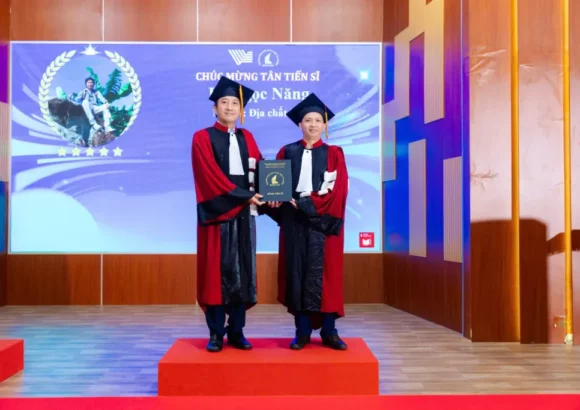 DR LÊ NGỌC NĂNG: FROM A PASSION FOR GEMSTONES TO A DOCTORATE IN GEOLOGY