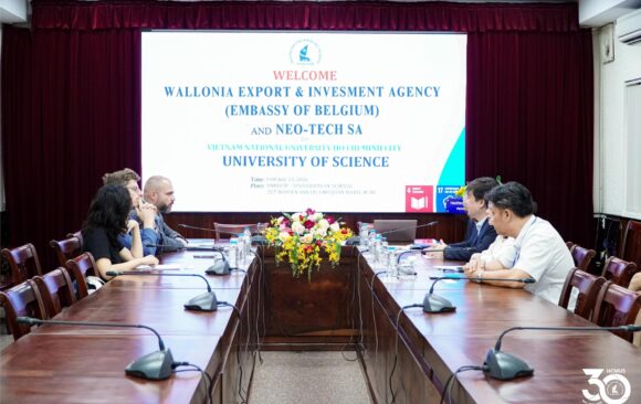 VNUHCM–UNIVERSITY OF SCIENCE (HCMUS) MEETS WITH THE WALLONIA EXPORT & INVESTMENT AGENCY (EMBASSY OF BELGIUM) AND NEO-TECH SA (BELGIUM)