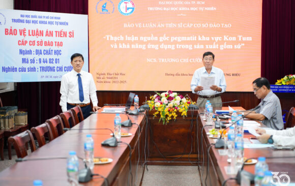 [DOCTORAL THESIS DEFENCE] DOCTORAL RESEARCHER TRƯƠNG CHÍ CƯỜNG SUCCESSFULLY DEFENDS DOCTORAL THESIS ON POTENTIAL APPLICATIONS OF KON TUM PEGMATITE IN CERAMICS MANUFACTURING