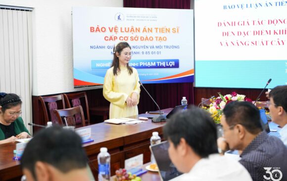 [DOCTORAL THESIS DEFENCE] DOCTORAL RESEARCHER PHẠM THỊ LỢI SUCCESSFULLY DEFENDS THESIS ON THE IMPACTS OF CLIMATE CHANGE ON COFFEE YIELDS IN THE CENTRAL HIGHLANDS