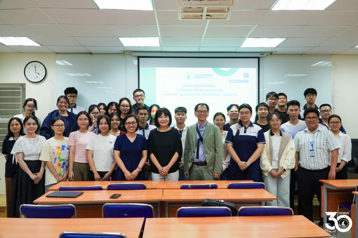 ACADEMIC SEMINAR EXPLORES DRUG RESISTANCE MECHANISMS AND THE SEARCH FOR NEW DRUG TARGETS