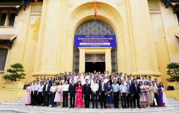 VNUHCM–UNIVERSITY OF SCIENCE PROPOSES A MODEL LINKING FUNDAMENTAL RESEARCH WITH NATIONAL STRATEGIC TECHNOLOGIES